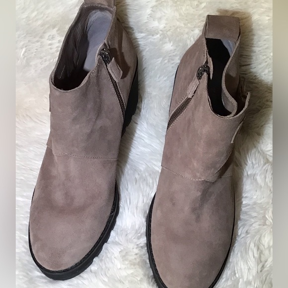 Eileen Fisher womens  tinker mongoose wedge ankle boots size 9.5 - Picture 2 of 6